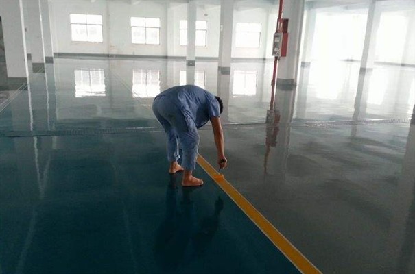 500平米環(huán)氧地坪施工多少錢
